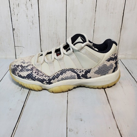 Air Jordan 11 Retro Low Snake Light Bone Snakeskin Men\'s Size 7.5 Sneaker CD6846 main image 11